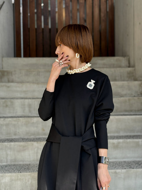 calm one-piece
